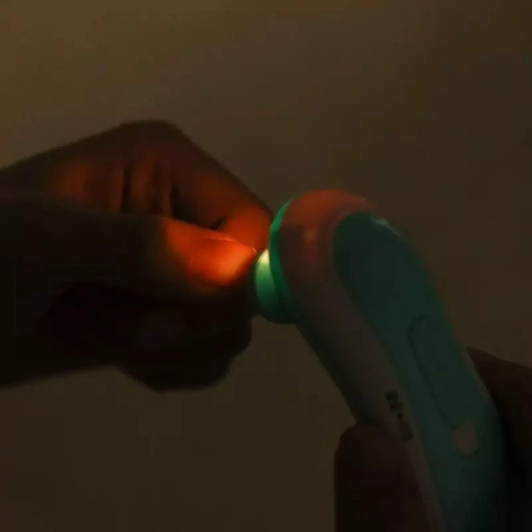 ناخن گیر (سوهان ناخن) برقی چراغدار