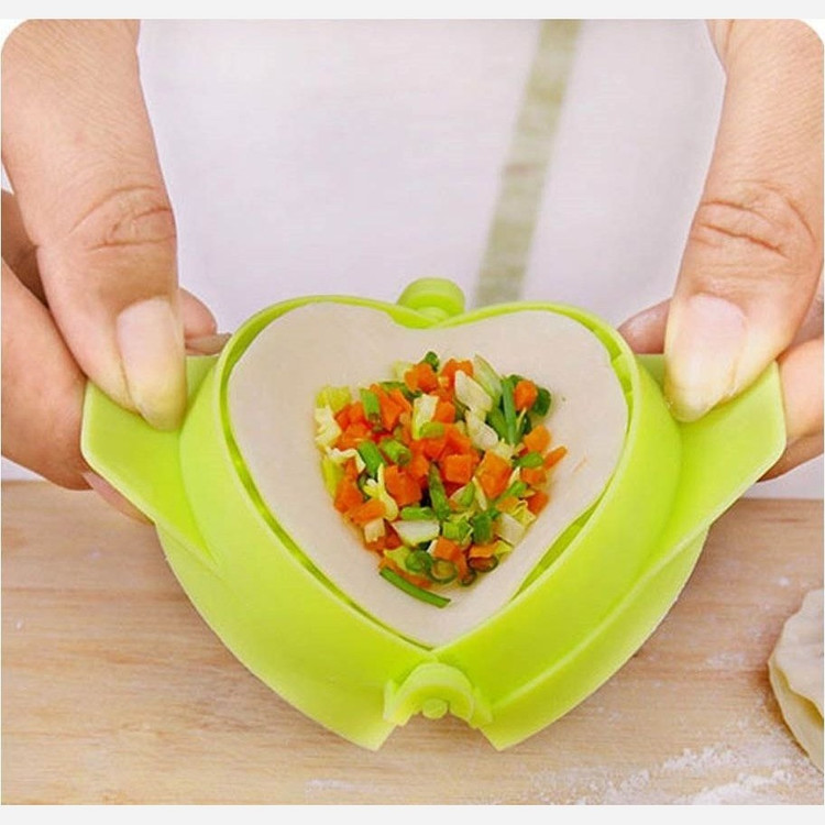 قالب پیراشکی DUMPLING MOULD