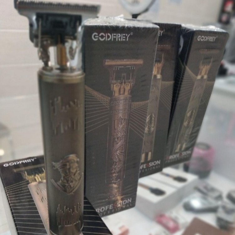 ماشین اصلاح ریش تراش خط زن طرح زیبا بدنه فلزی